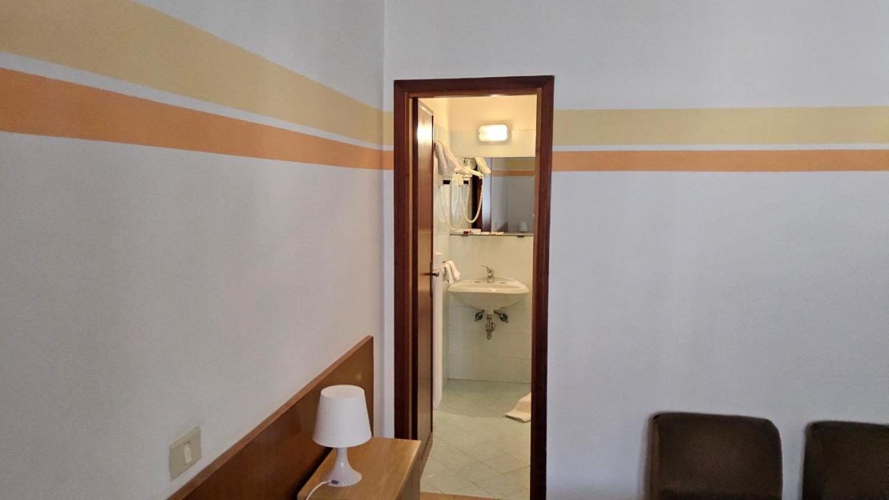 Verena Dependance Savoia & Campana Montecatini Terme Luaran gambar