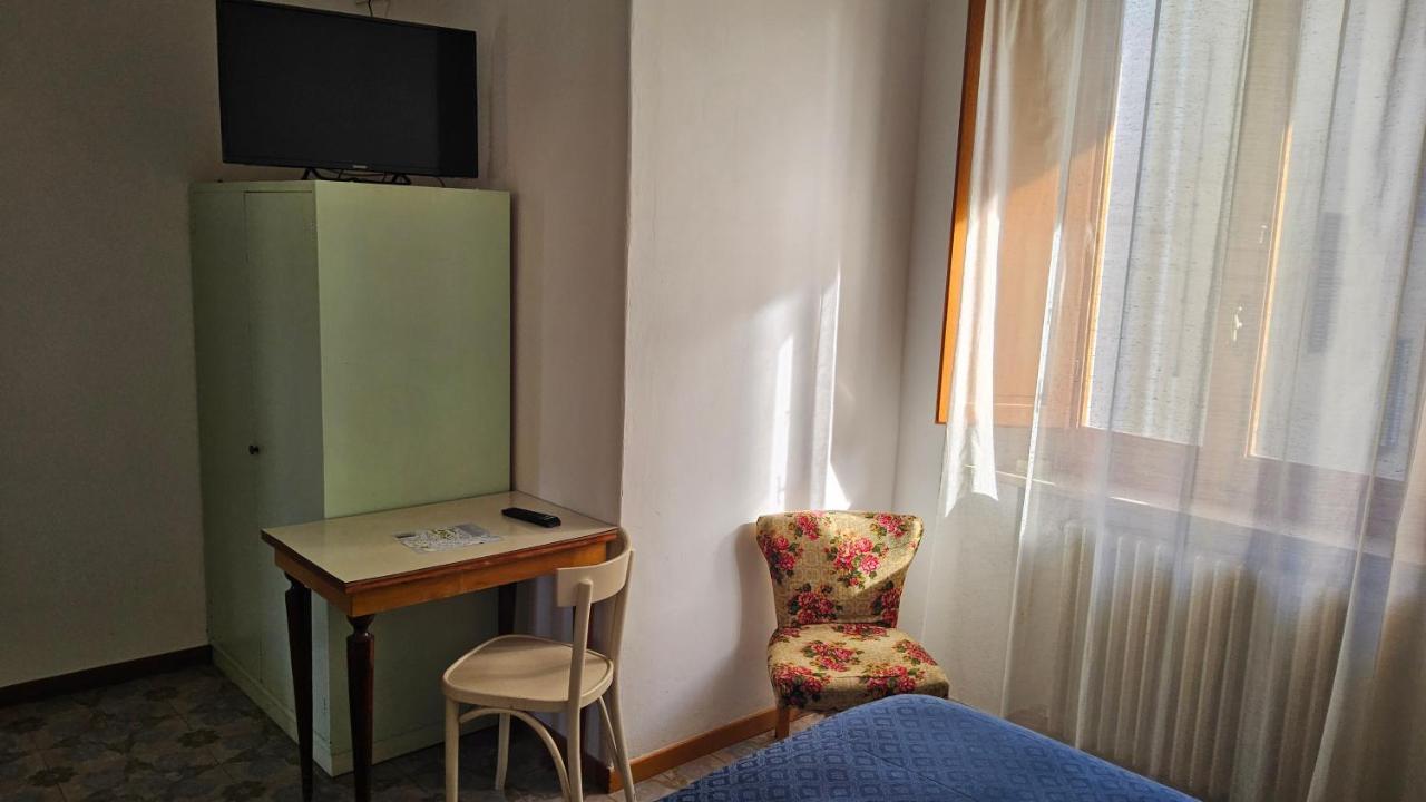 Verena Dependance Savoia & Campana Montecatini Terme Luaran gambar