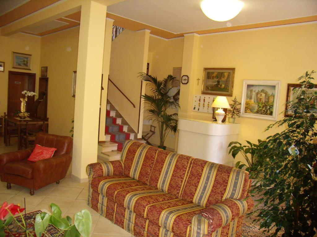 Verena Dependance Savoia & Campana Montecatini Terme Luaran gambar